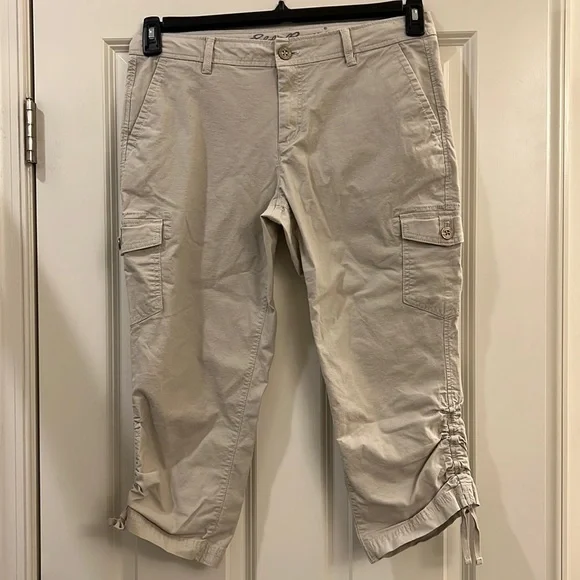Eddie Bauer ladies petite capris - Picture 1 of 10